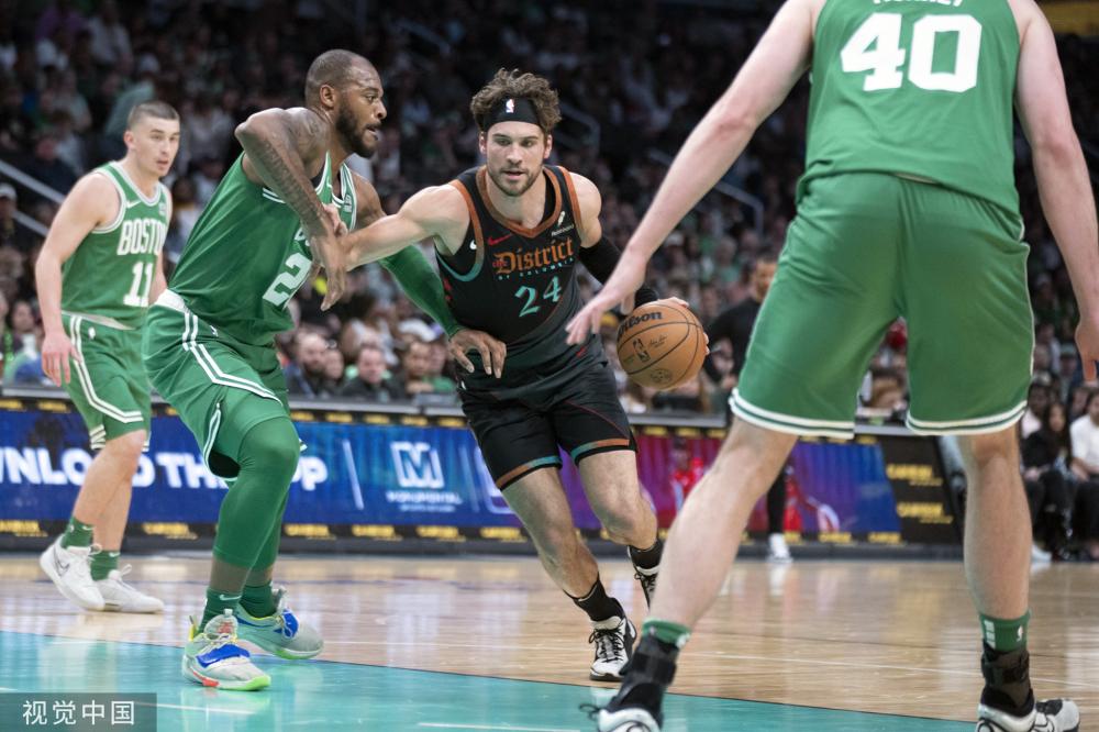 仅展现了他 仅展现了他