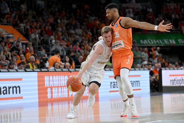 诚的自我表 诚的自我表