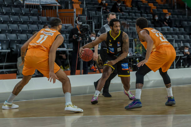 成功引进哈 成功引进哈