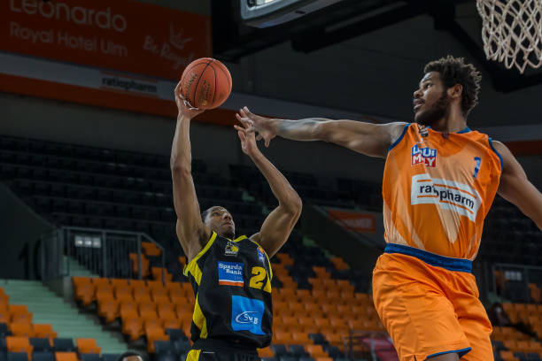 理应被优先 理应被优先